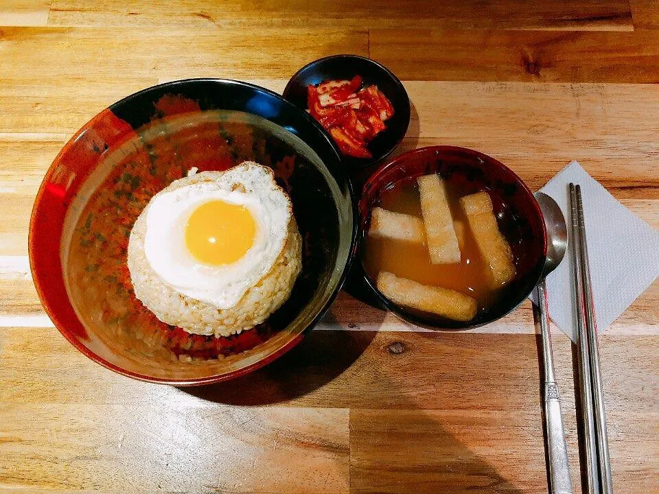 Hostel Check And Out Guesthouse & Pub Busan