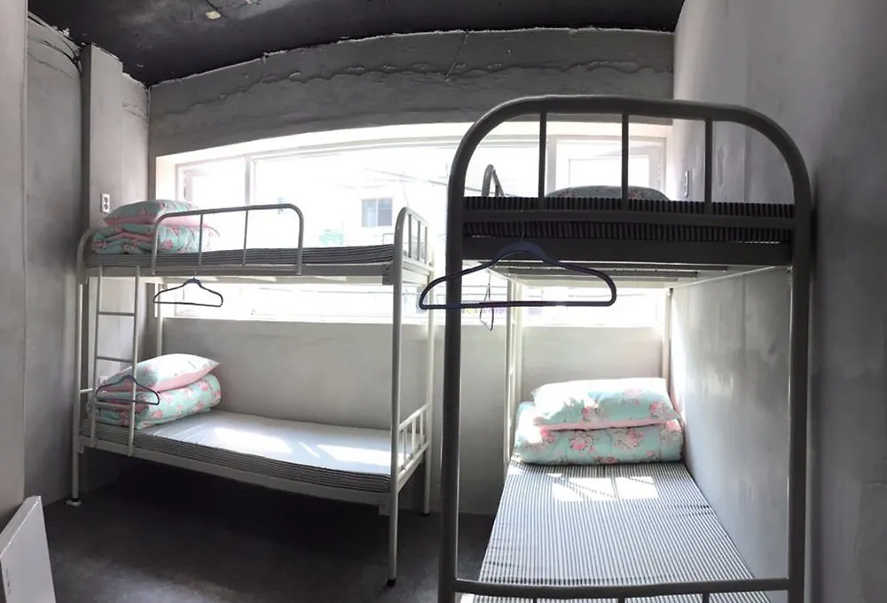 Hostel Check And Out Guesthouse & Pub Busan