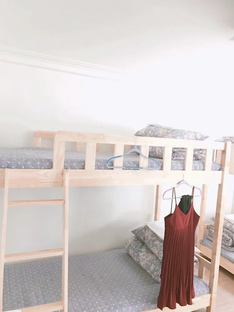 Hostel Check And Out Guesthouse & Pub Busan